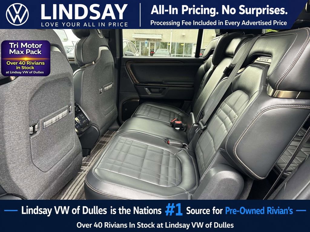 Used 2025 Rivian R1S Premium AWD/4WD image 16