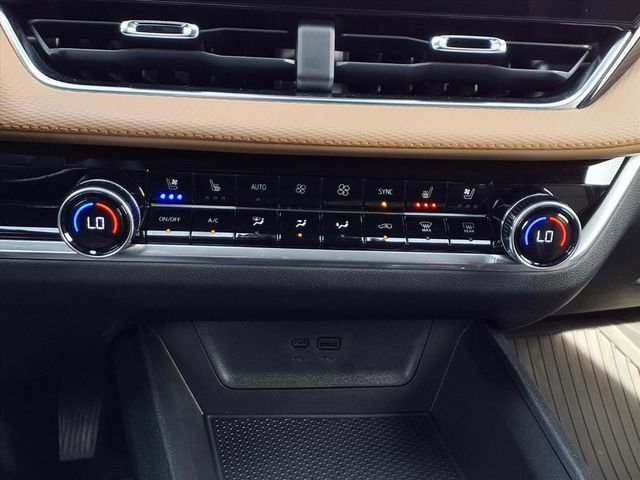 Used 2026 Chevrolet Equinox ACTIV w/ Convenience Package III image 17