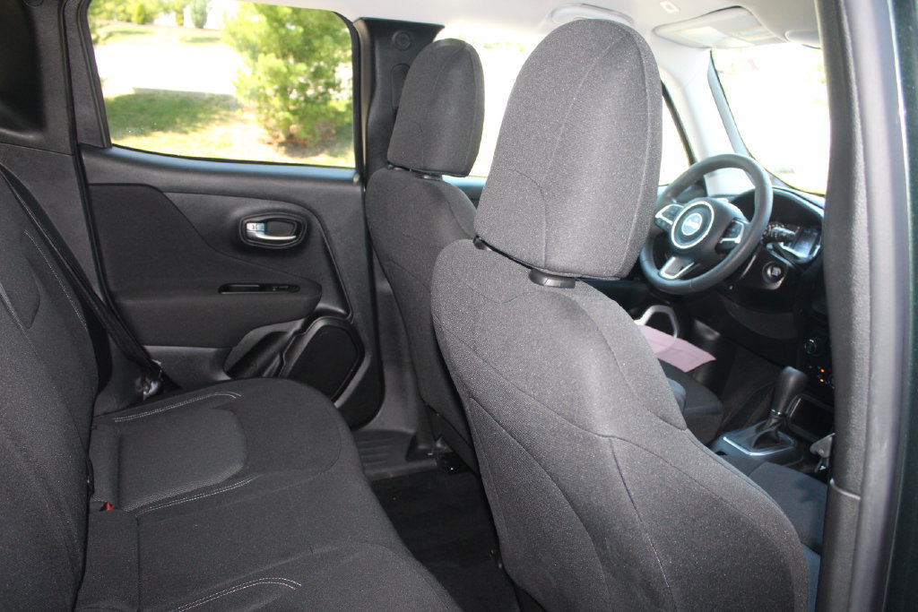 Used 2021 Jeep Renegade Sport FWD image 31