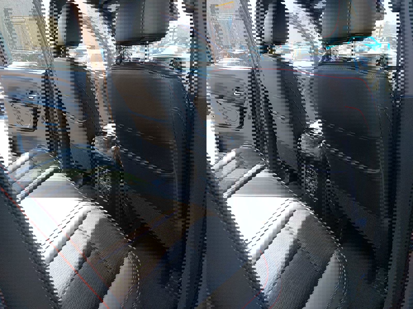 Used 2024 Nissan Titan PRO-4X image 12