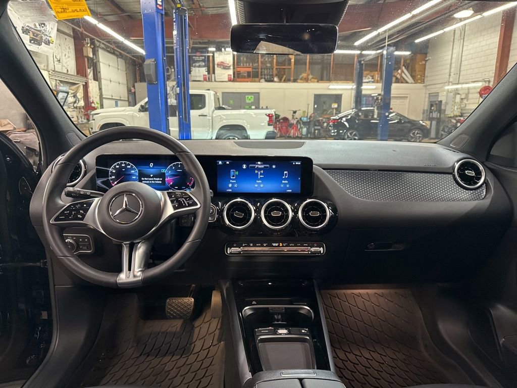 Used 2026 Mercedes-Benz GLA 250 4MATIC image 12