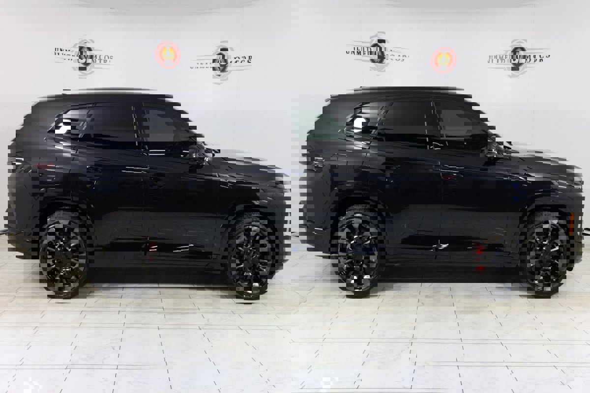 Used 2026 BMW XM Label Red image 2