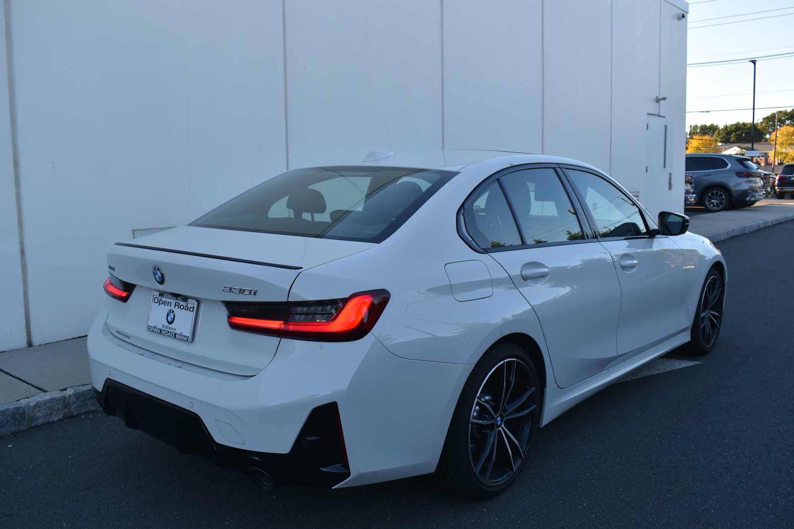 Used 2023 BMW 330i xDrive Sedan w/ M Sport Package AWD/4WD image 26