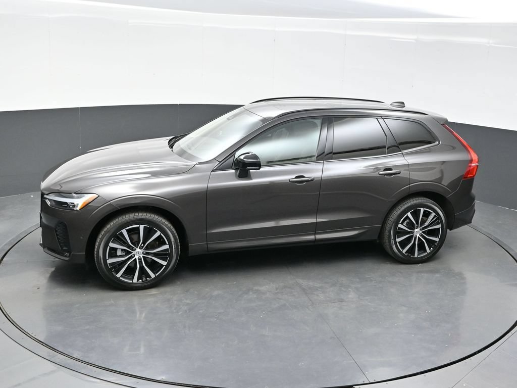 Used 2024 Volvo XC60 B5 Plus w/ Protection Package Premier AWD/4WD image 34
