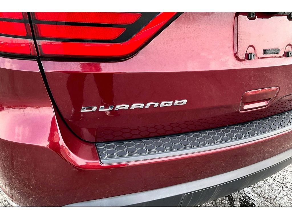 Used 2023 Dodge Durango SXT image 9