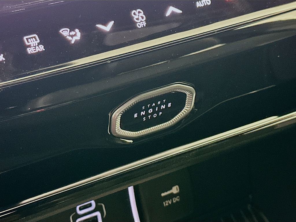 New 2026 Jeep Grand Cherokee L 4WD image 20