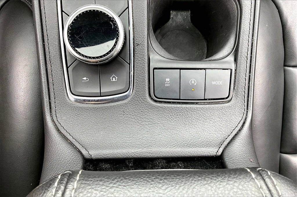 Certified 2024 Cadillac XT4 Premium Luxury image 24