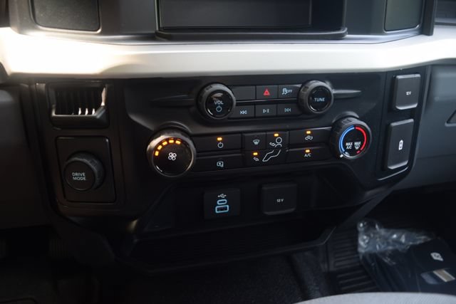 New 2026 Ford F550 2WD Regular Cab Super Duty image 10