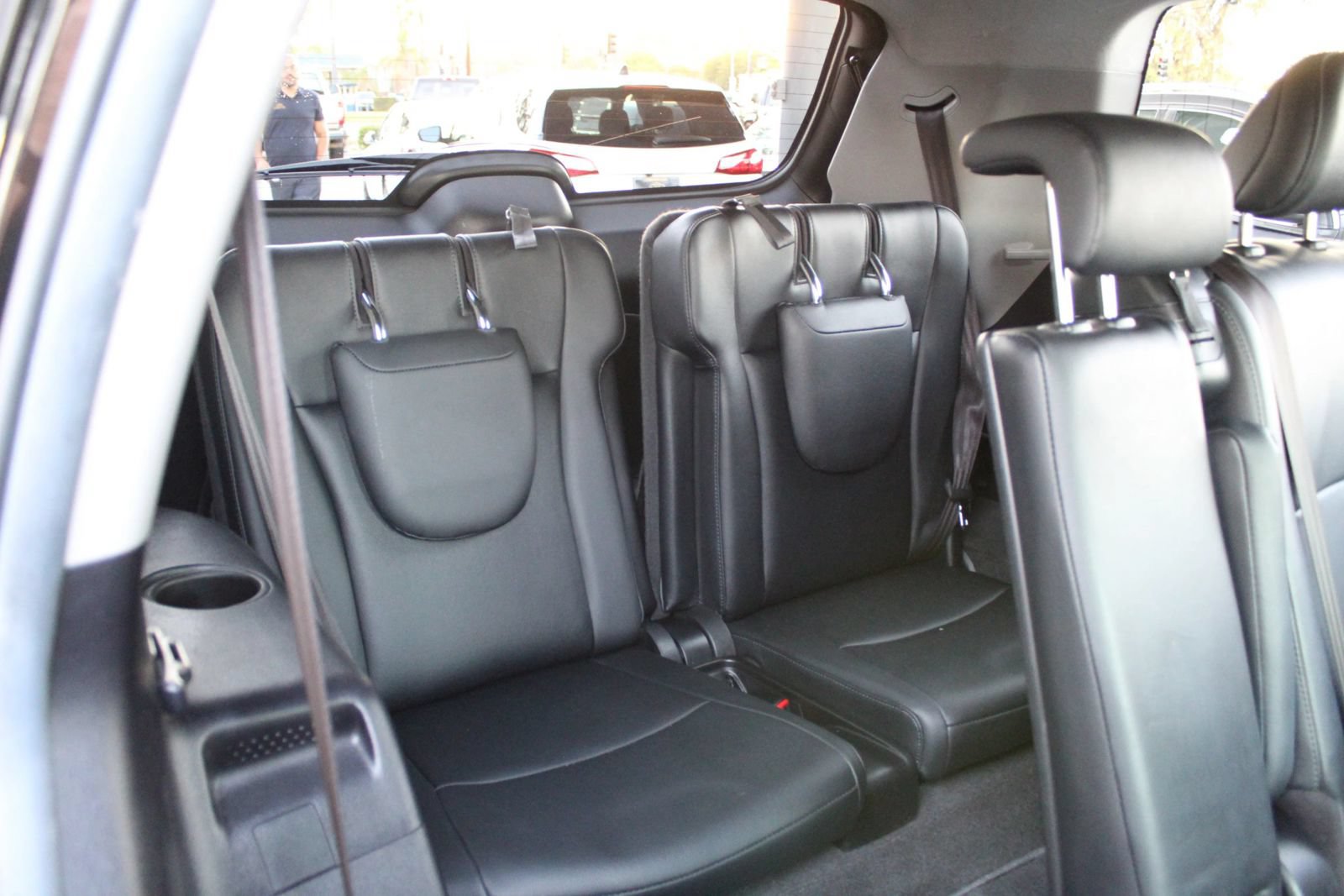 Used 2013 Toyota Highlander SE FWD image 12