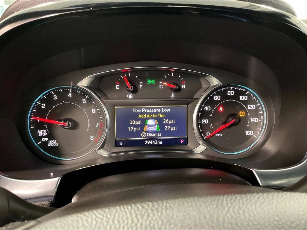 Used 2023 Chevrolet Traverse LT AWD/4WD image 25