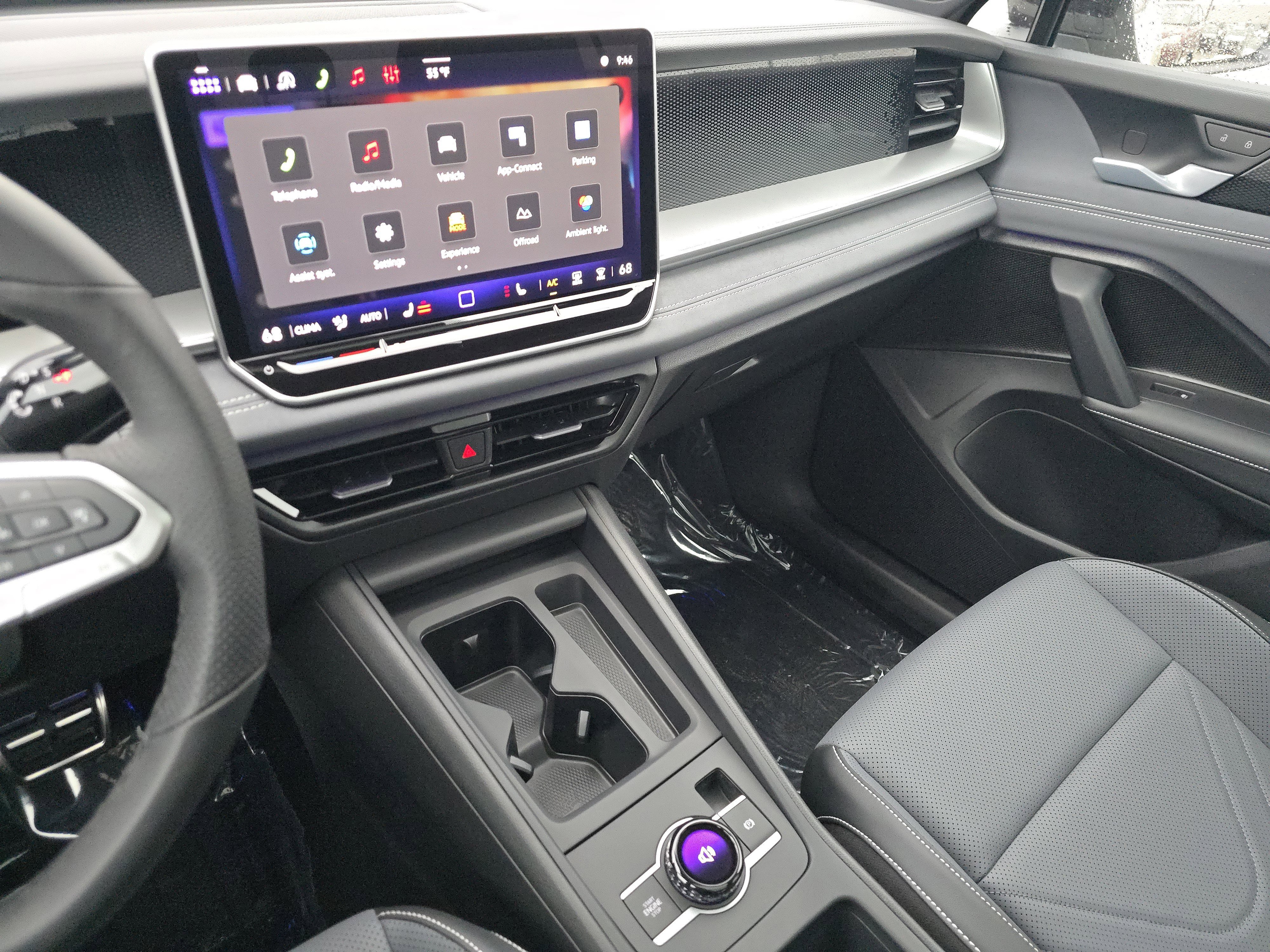 New 2026 Volkswagen Tiguan SE R-Line image 22