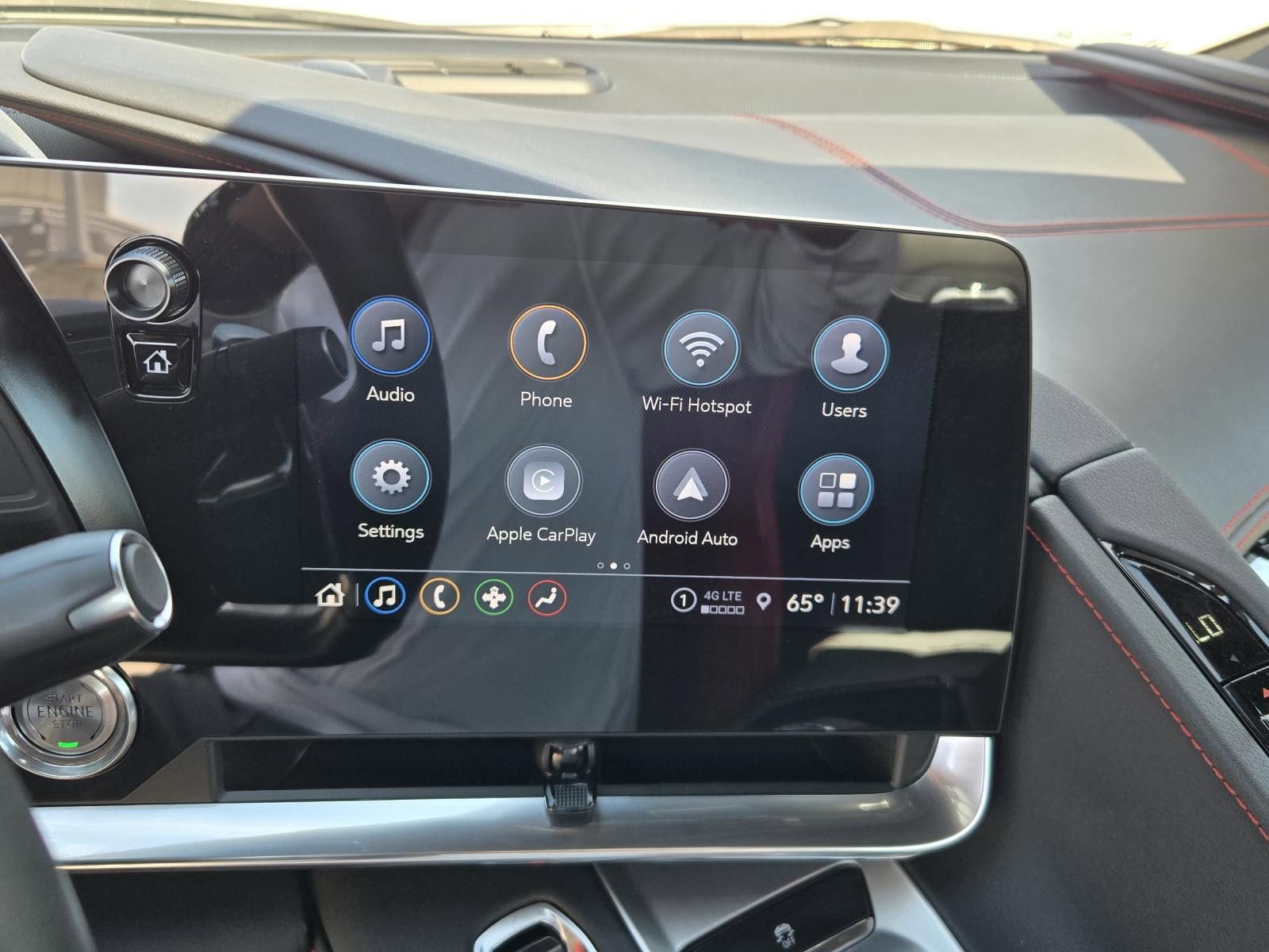 Used 2023 Chevrolet Corvette Stingray Convertible w/ 1LT image 9