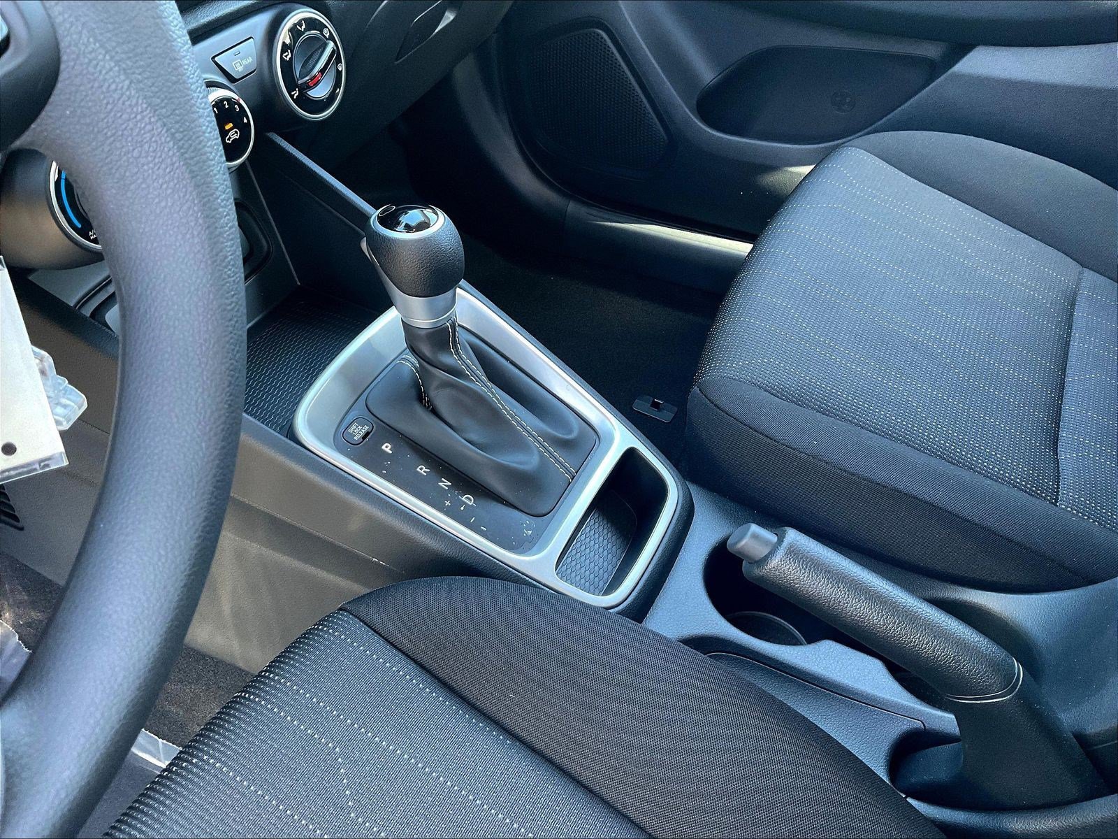 New 2026 Hyundai Venue SE FWD image 12