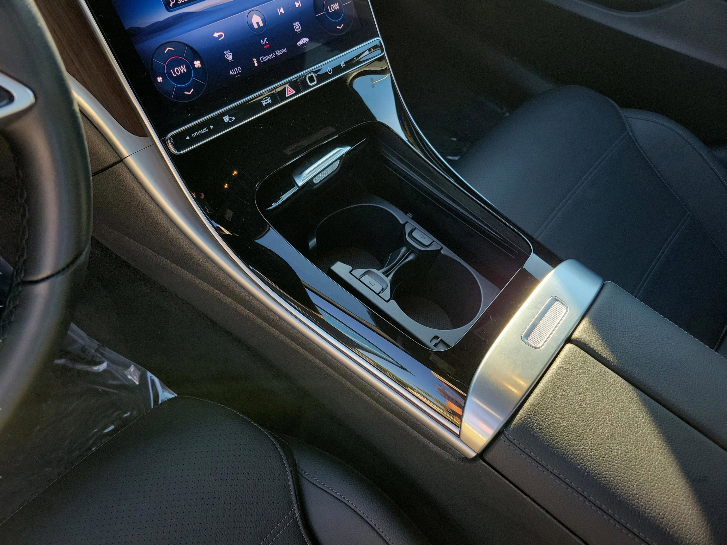 Certified 2025 Mercedes-Benz C 300 Sedan image 12