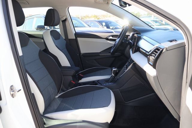 Certified 2026 Volkswagen Taos S FWD image 17