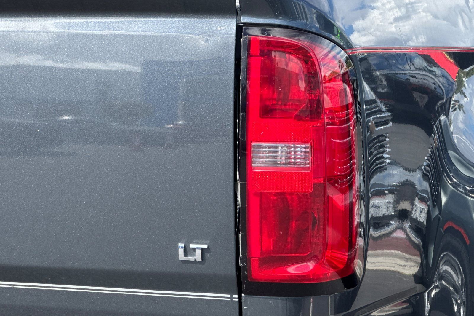 Used 2016 Chevrolet Colorado LT image 44