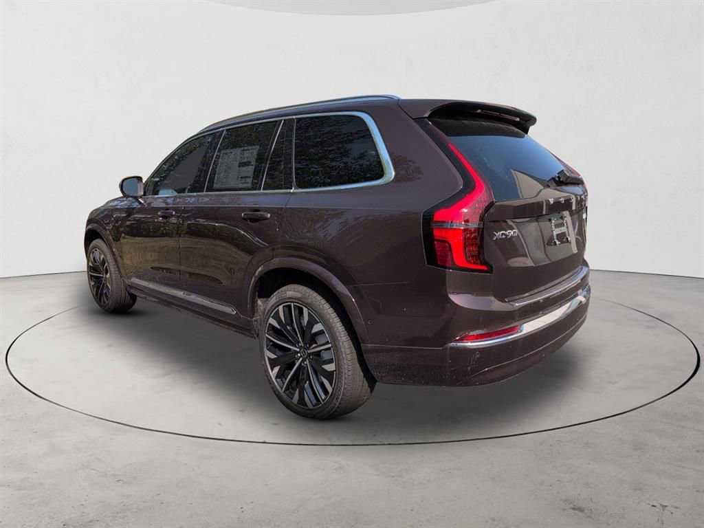 New 2026 Volvo XC90 B5 Plus w/ Protection Package Premier AWD/4WD image 7