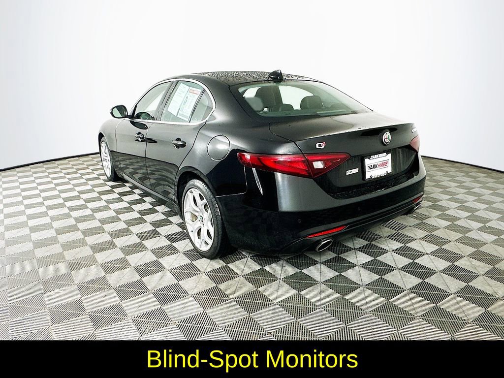 Used 2020 Alfa Romeo Giulia Ti w/ Active Blind Spot Package image 7