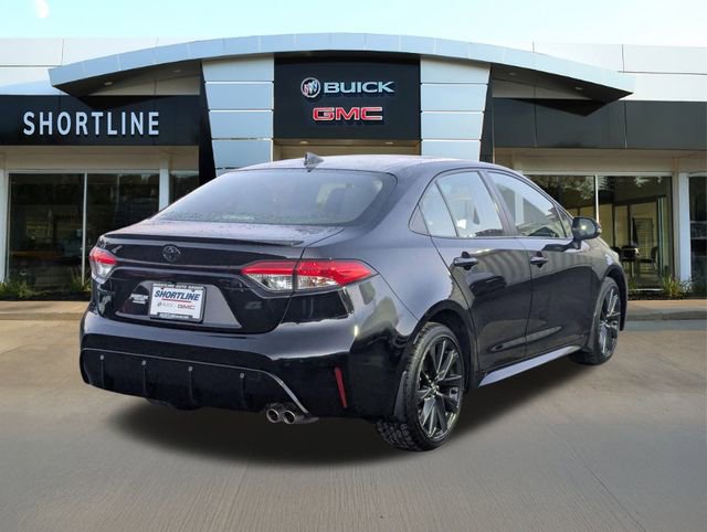 Used 2024 Toyota Corolla SE image 3