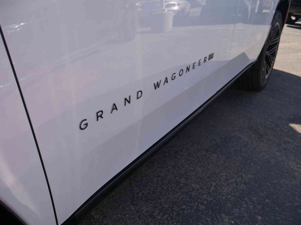 New 2026 Jeep Grand Wagoneer Limited AWD/4WD image 13