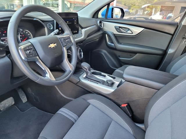 Used 2026 Chevrolet Blazer LT w/ Convenience Package AWD/4WD image 11