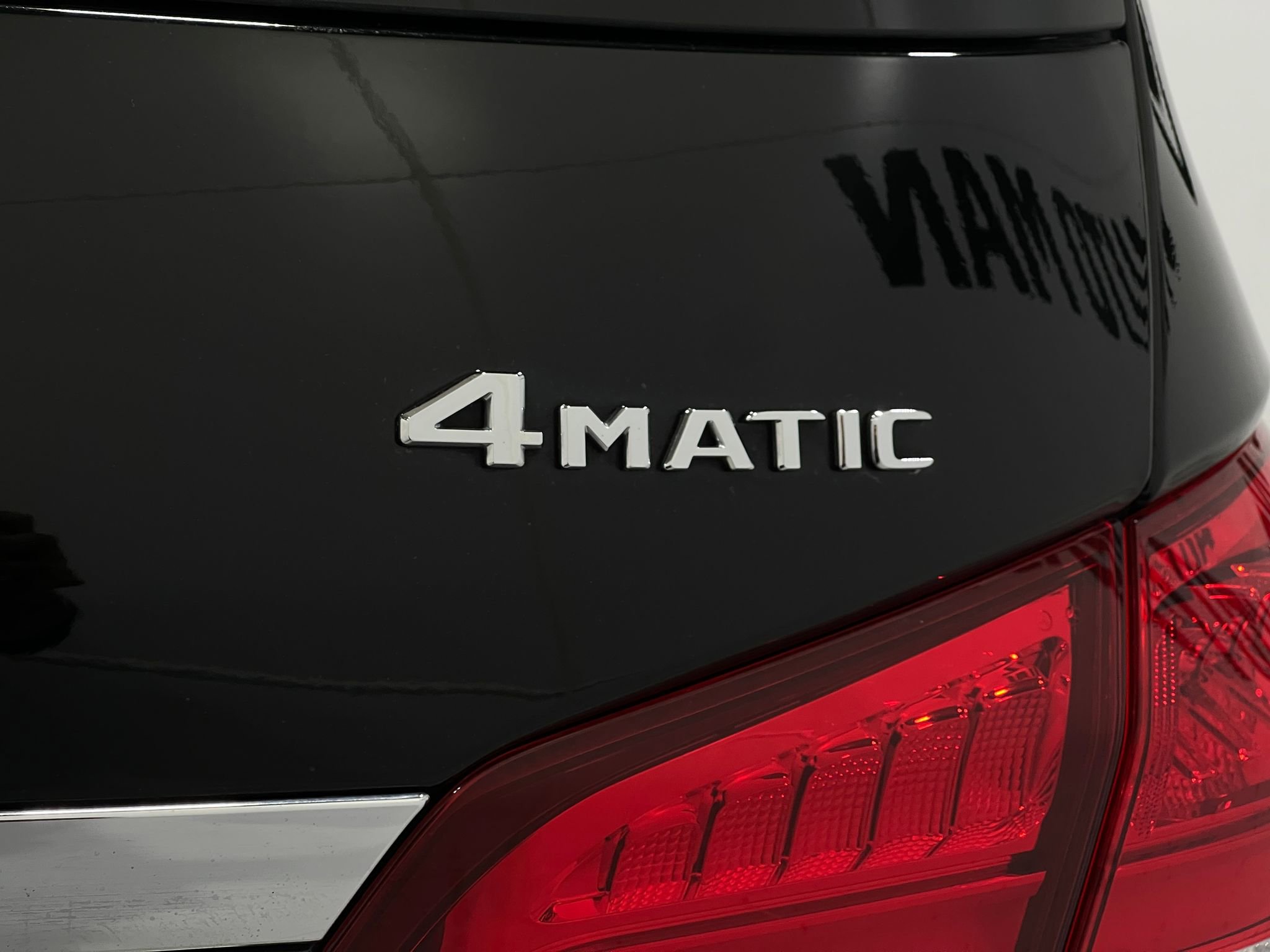 Used 2018 Mercedes-Benz GLS 450 4MATIC image 43