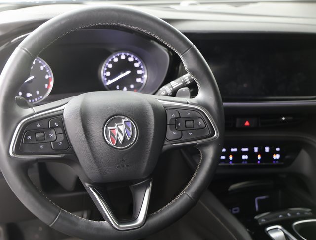 Used 2022 Buick Envision Avenir w/ Technology Package II image 3