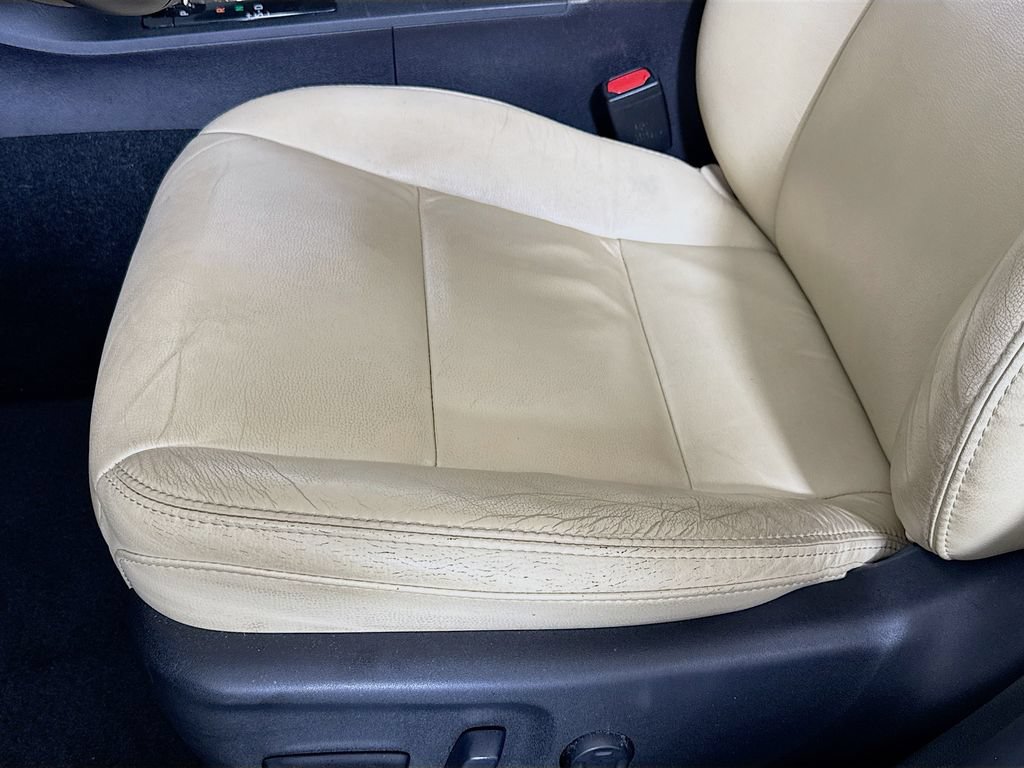 Used 2015 Toyota Avalon XLE FWD image 18