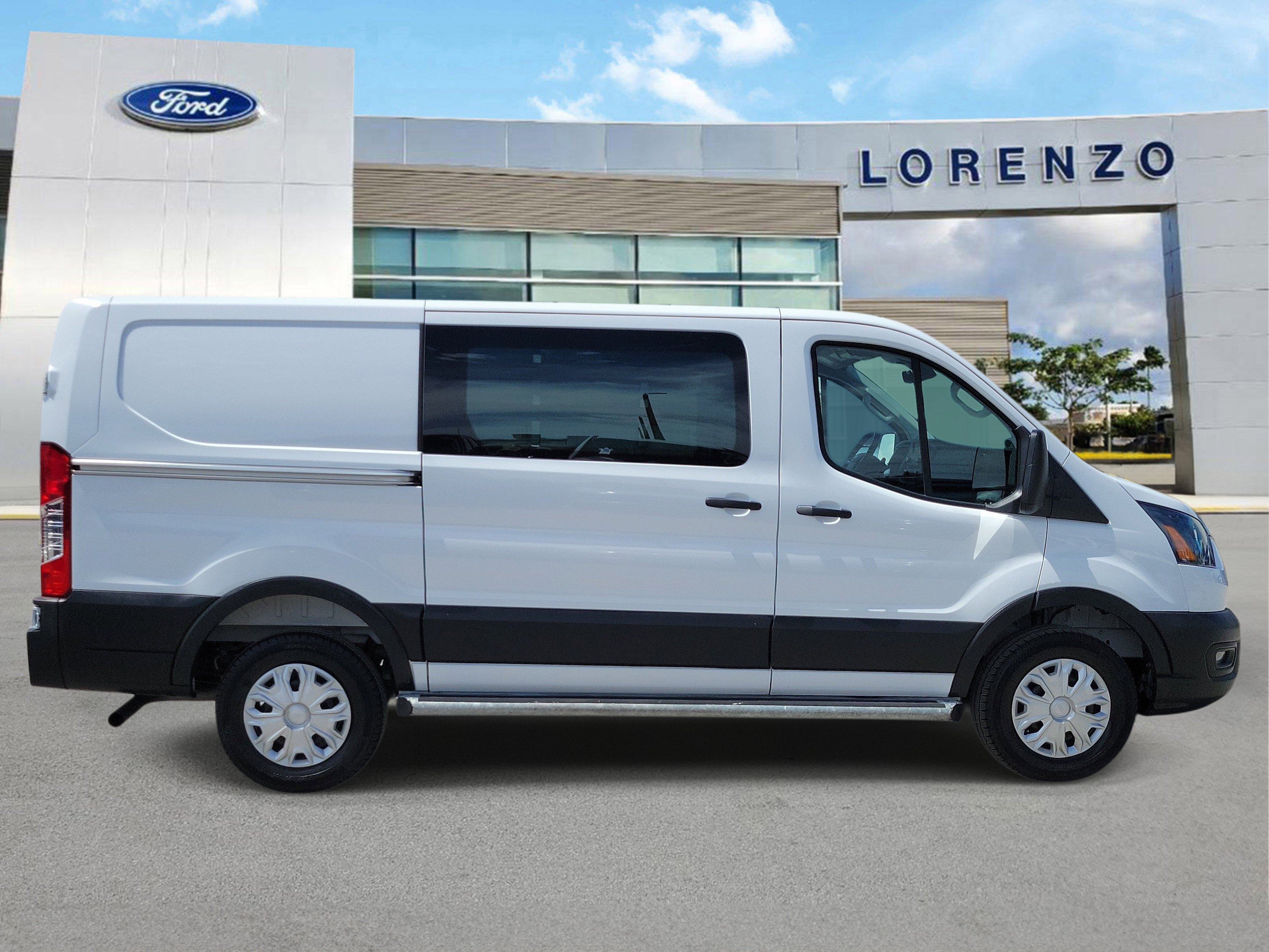 Used 2025 Ford Transit 250 Low Roof w/ Exterior Upgrade Package RWD image 4