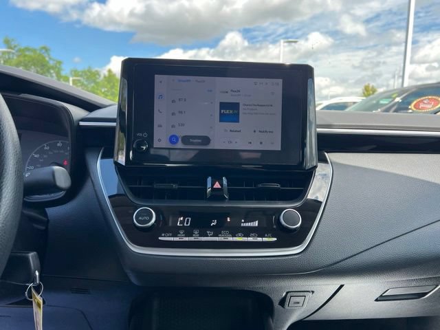 Used 2023 Toyota Corolla LE FWD image 16