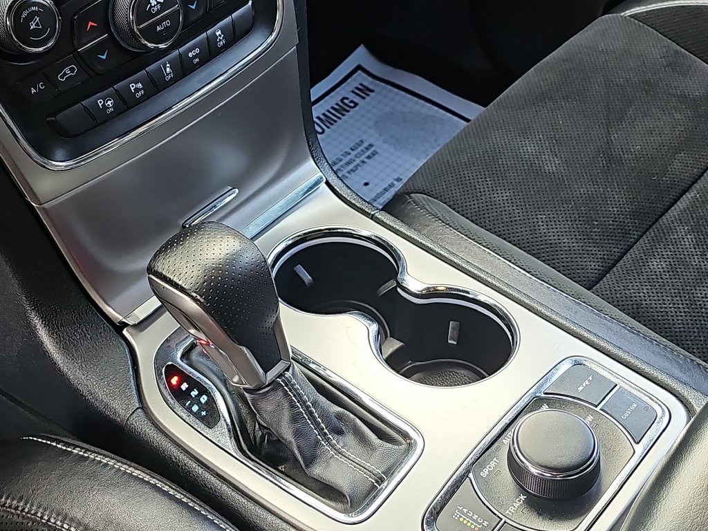 Used 2017 Jeep Grand Cherokee SRT AWD/4WD image 29