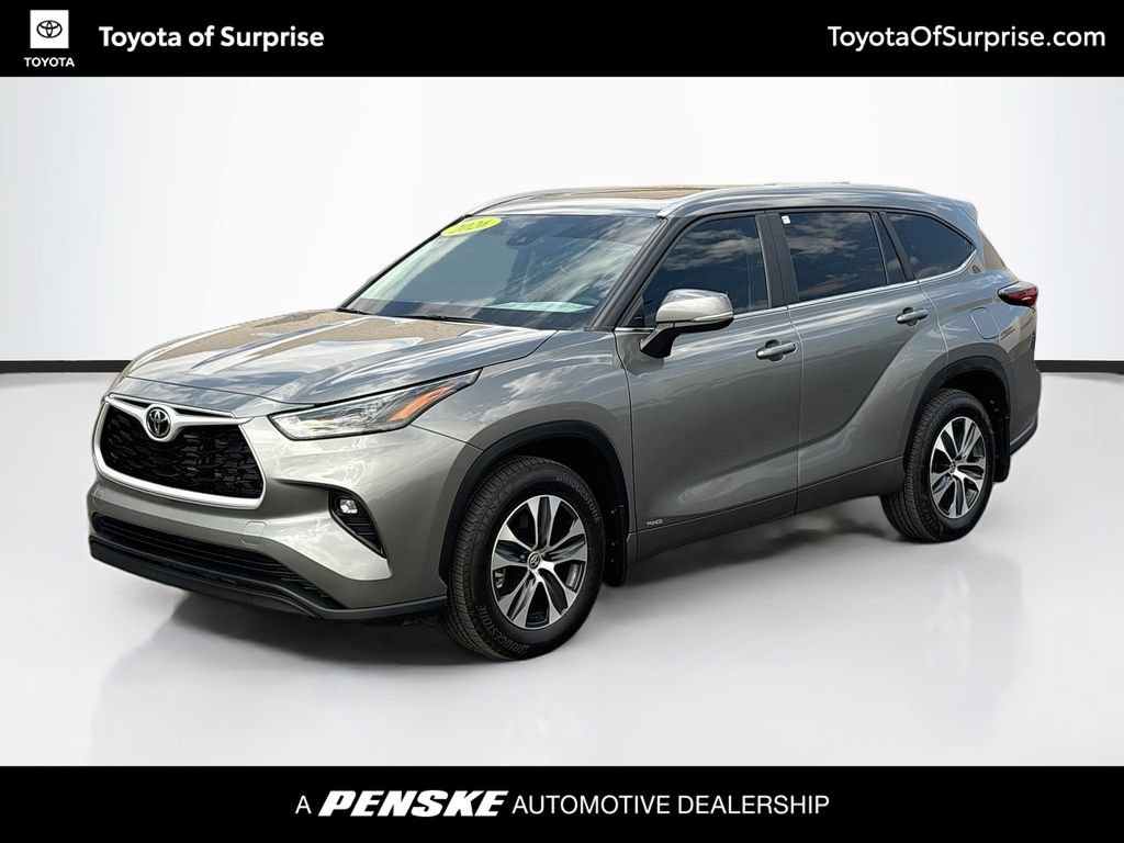 Certified 2026 Toyota Highlander XLE AWD/4WD image 1