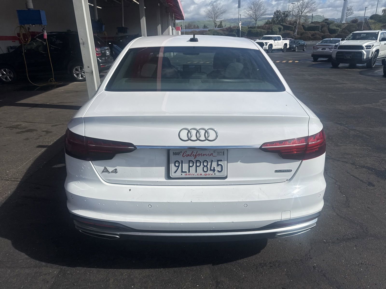 Used 2024 Audi A4 2.0T Premium Plus image 3