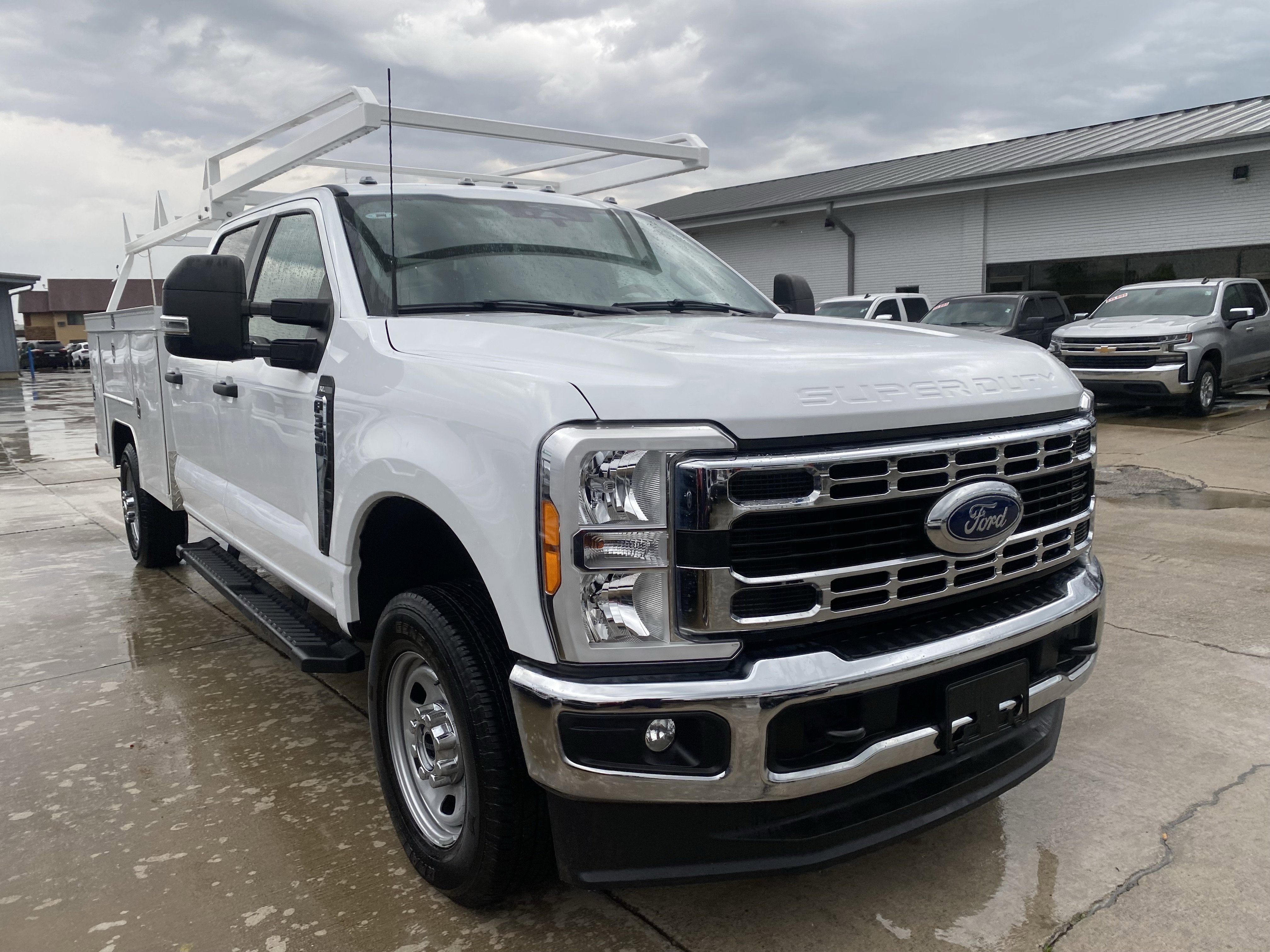 Used 2023 Ford F350 XL w/ XL Chrome Package AWD/4WD image 3