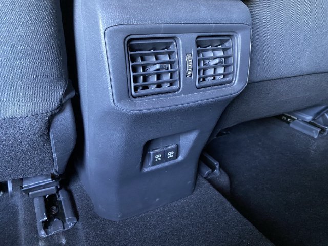 Used 2021 Toyota RAV4 XLE AWD/4WD image 16