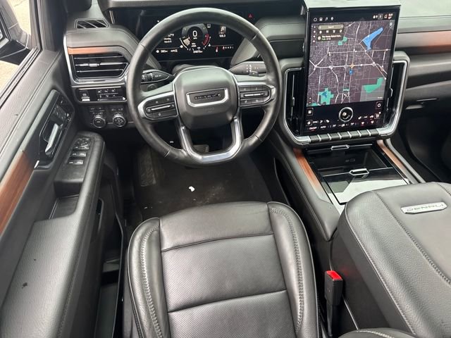 Used 2025 GMC Yukon XL Denali image 15