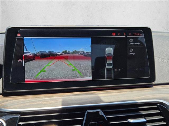 Used 2022 BMW M550i xDrive AWD/4WD image 19