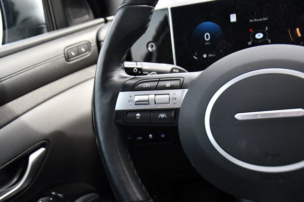 Used 2025 Hyundai Santa Cruz Limited image 32