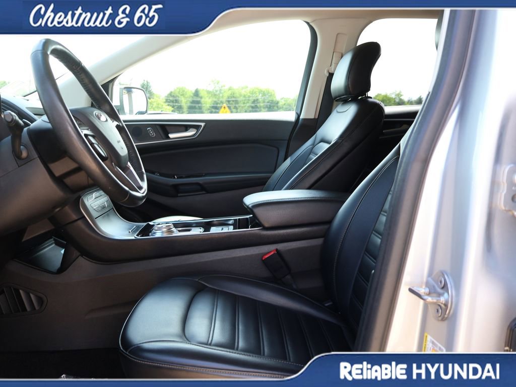 Used 2019 Ford Edge SEL w/ Equipment Group 201A FWD image 22