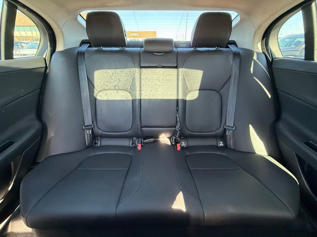 Used 2019 Jaguar XE Premium RWD image 28