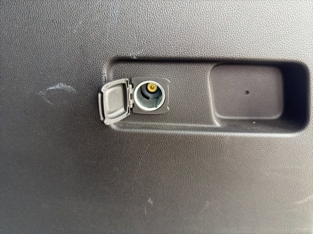 Used 2023 GMC Acadia AT4 w/ Technology Package image 12