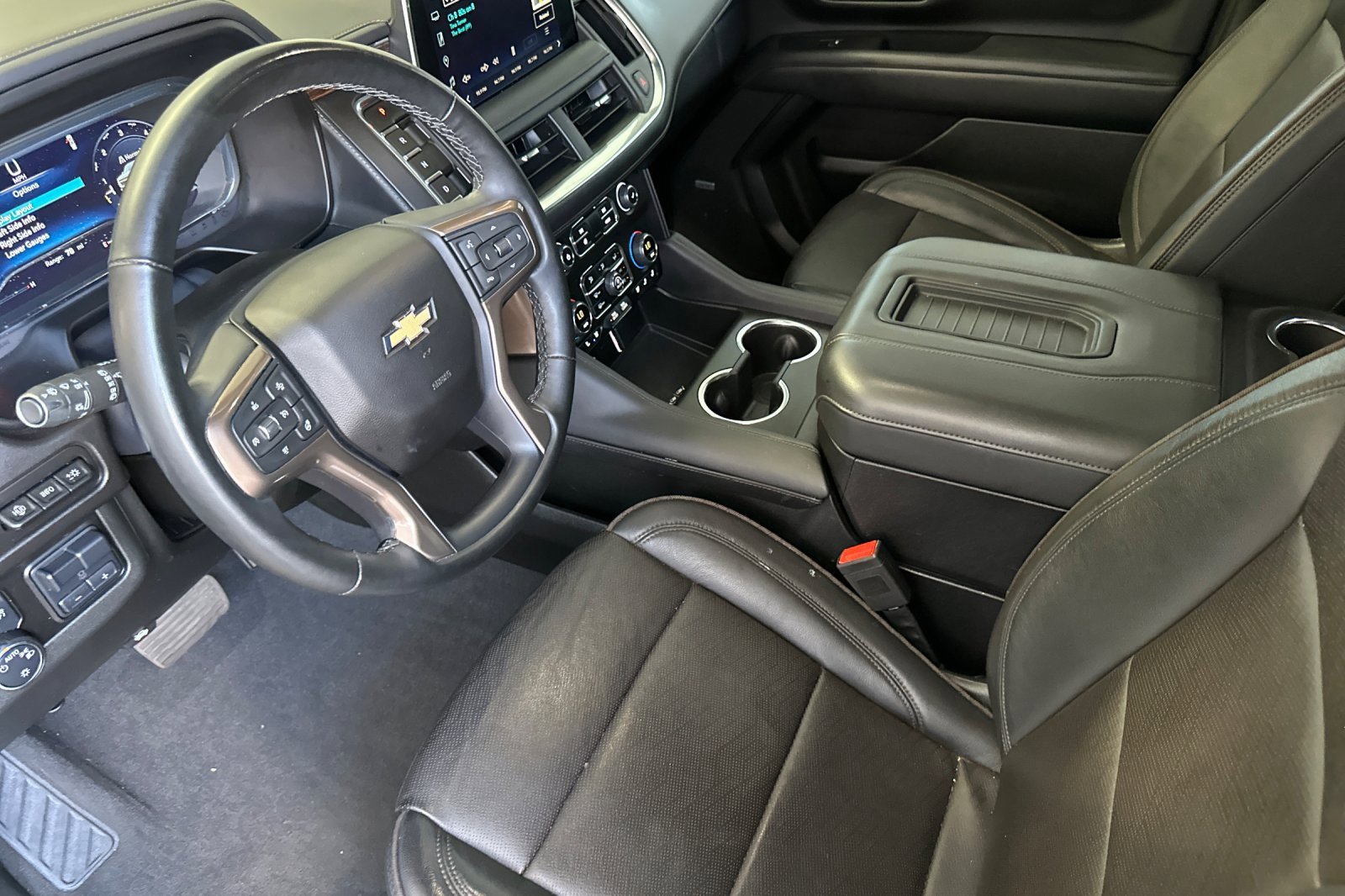 Used 2024 Chevrolet Tahoe High Country w/ Premium Package image 10