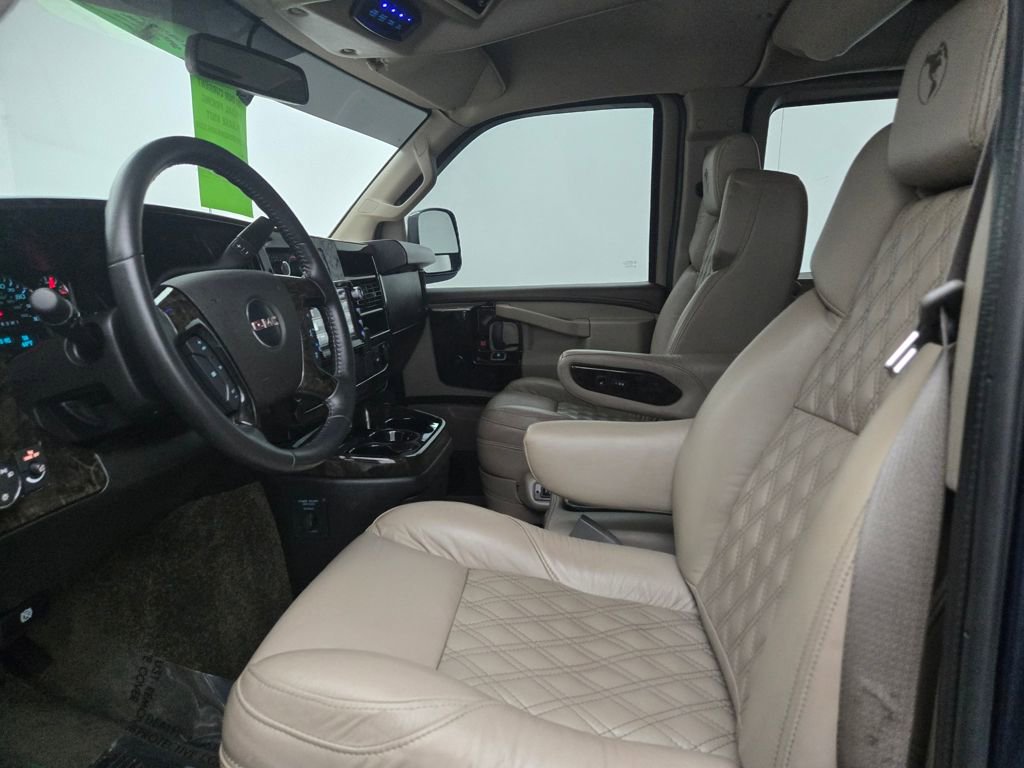 Used 2023 GMC Savana 2500 image 15
