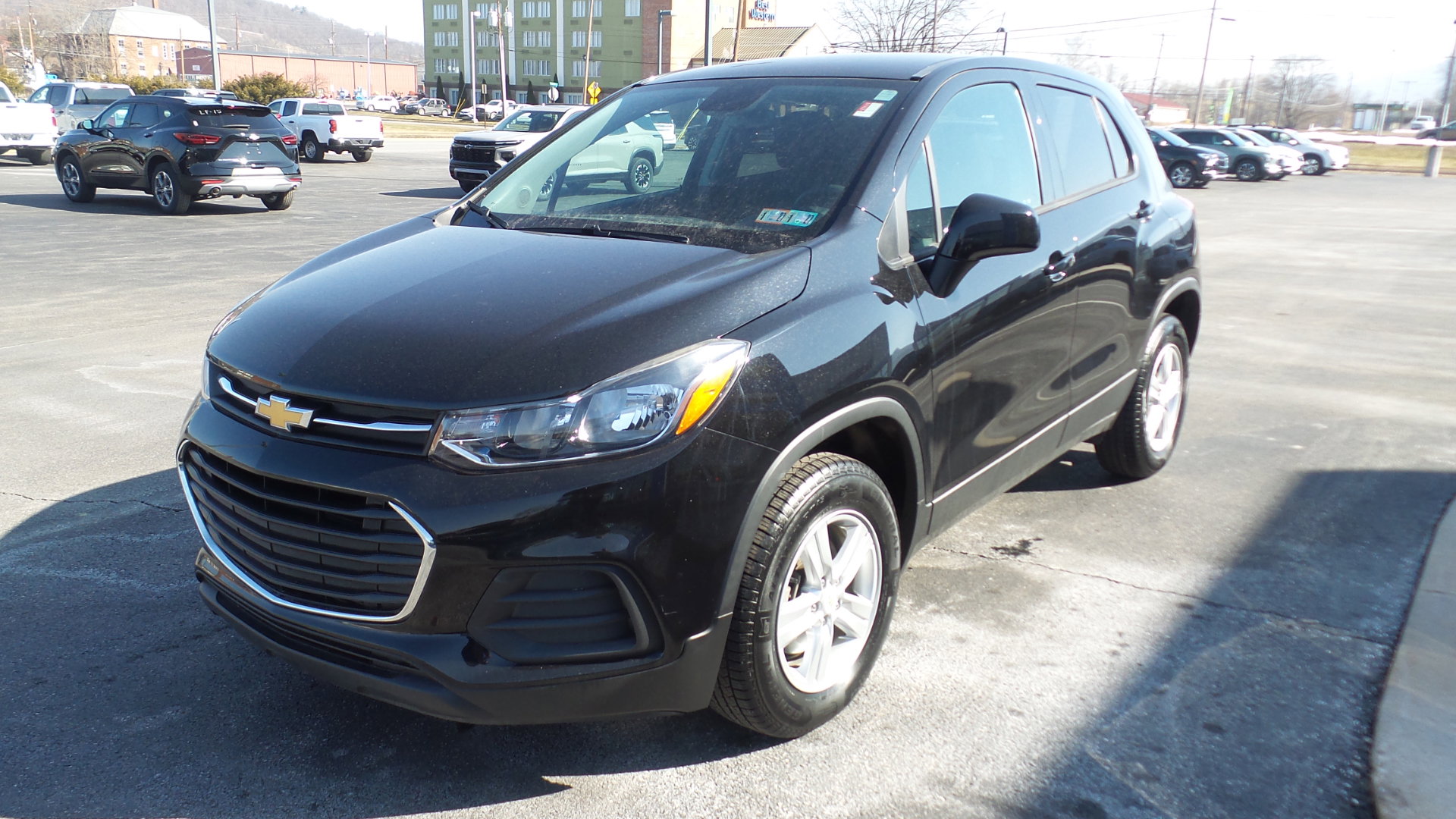 Used 2020 Chevrolet Trax LS w/ Tint and Cruise Package image 3