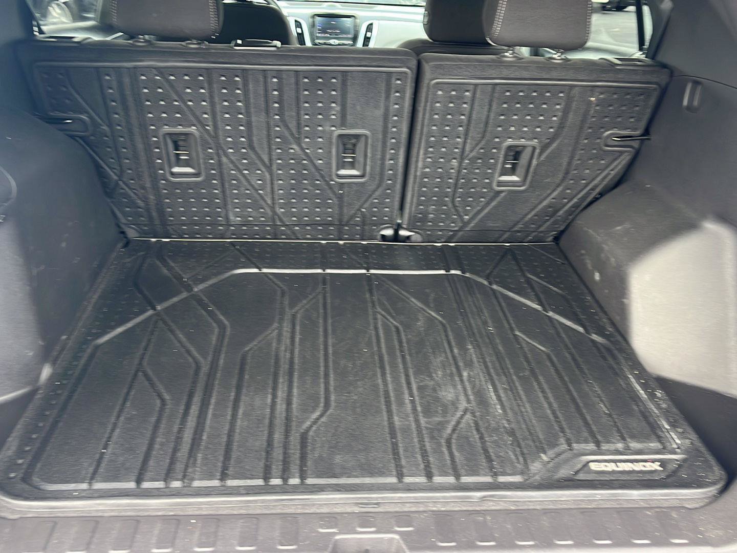 Used 2024 Chevrolet Equinox LS w/ LS Convenience Package FWD image 23