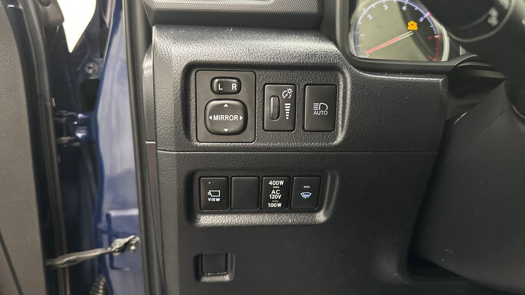 Certified 2022 Toyota 4Runner Limited AWD/4WD image 29
