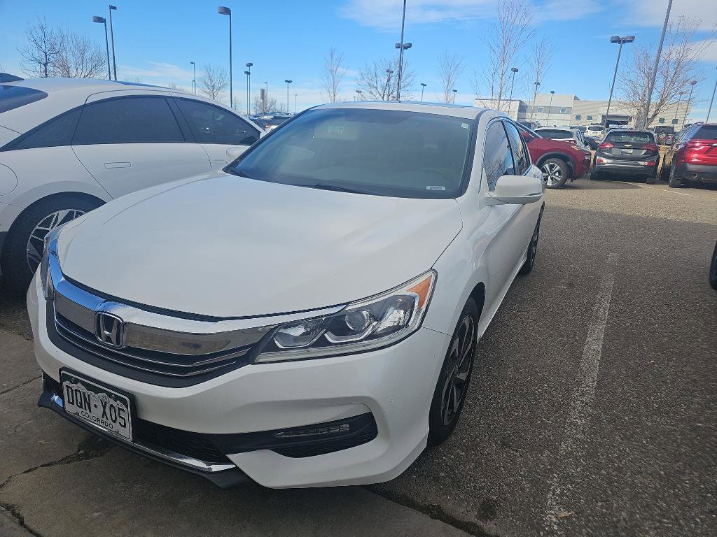 Used 2016 Honda Accord EX image 1