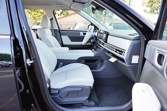 New 2026 Hyundai Santa Fe SEL FWD image 15