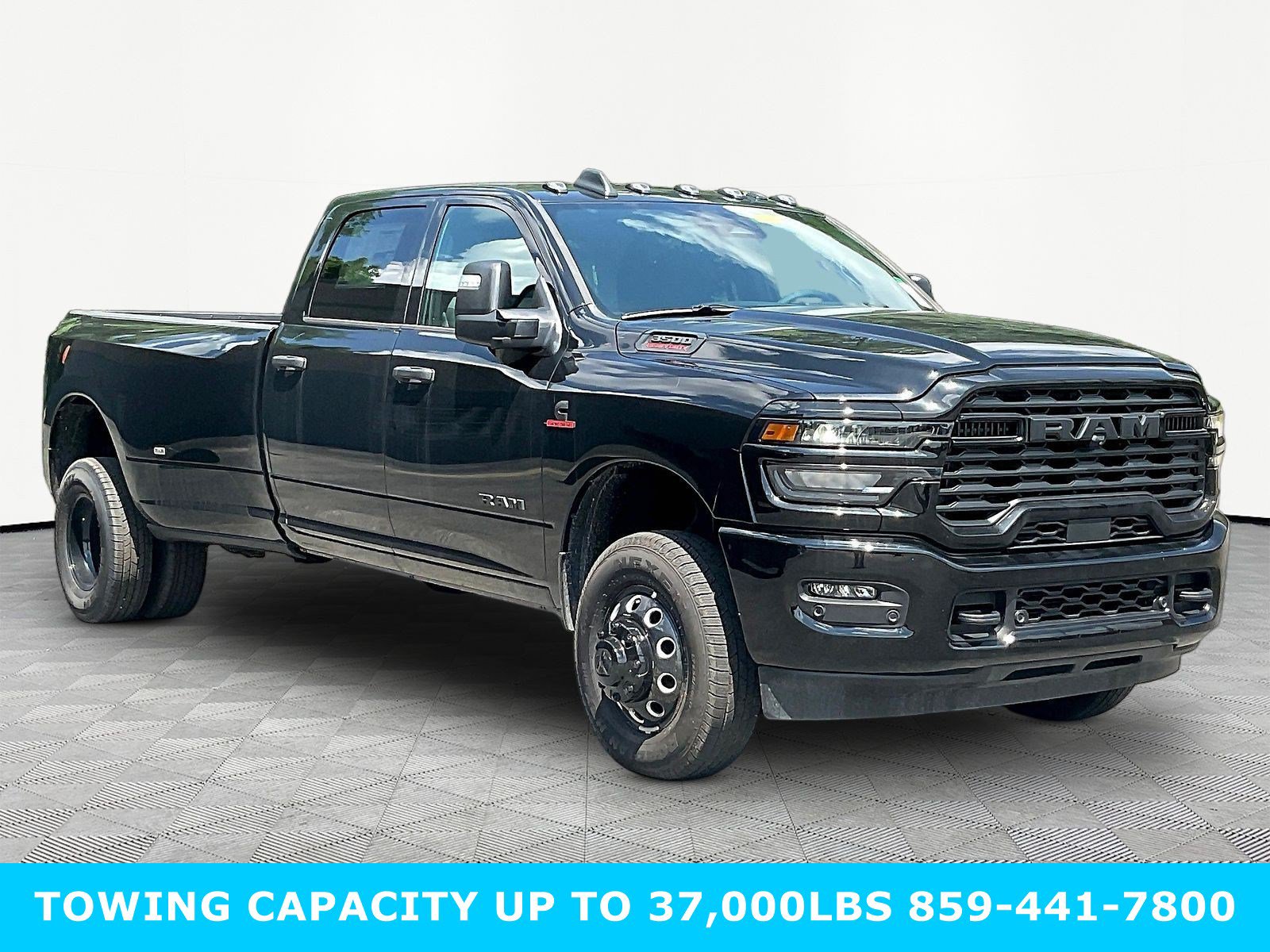 New 2026 RAM 3500 Big Horn AWD/4WD image 3