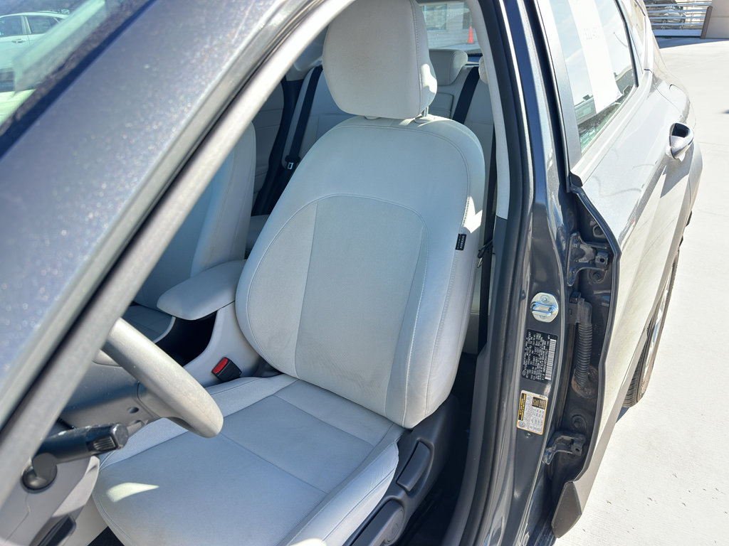 Certified 2024 Hyundai Kona SE image 25